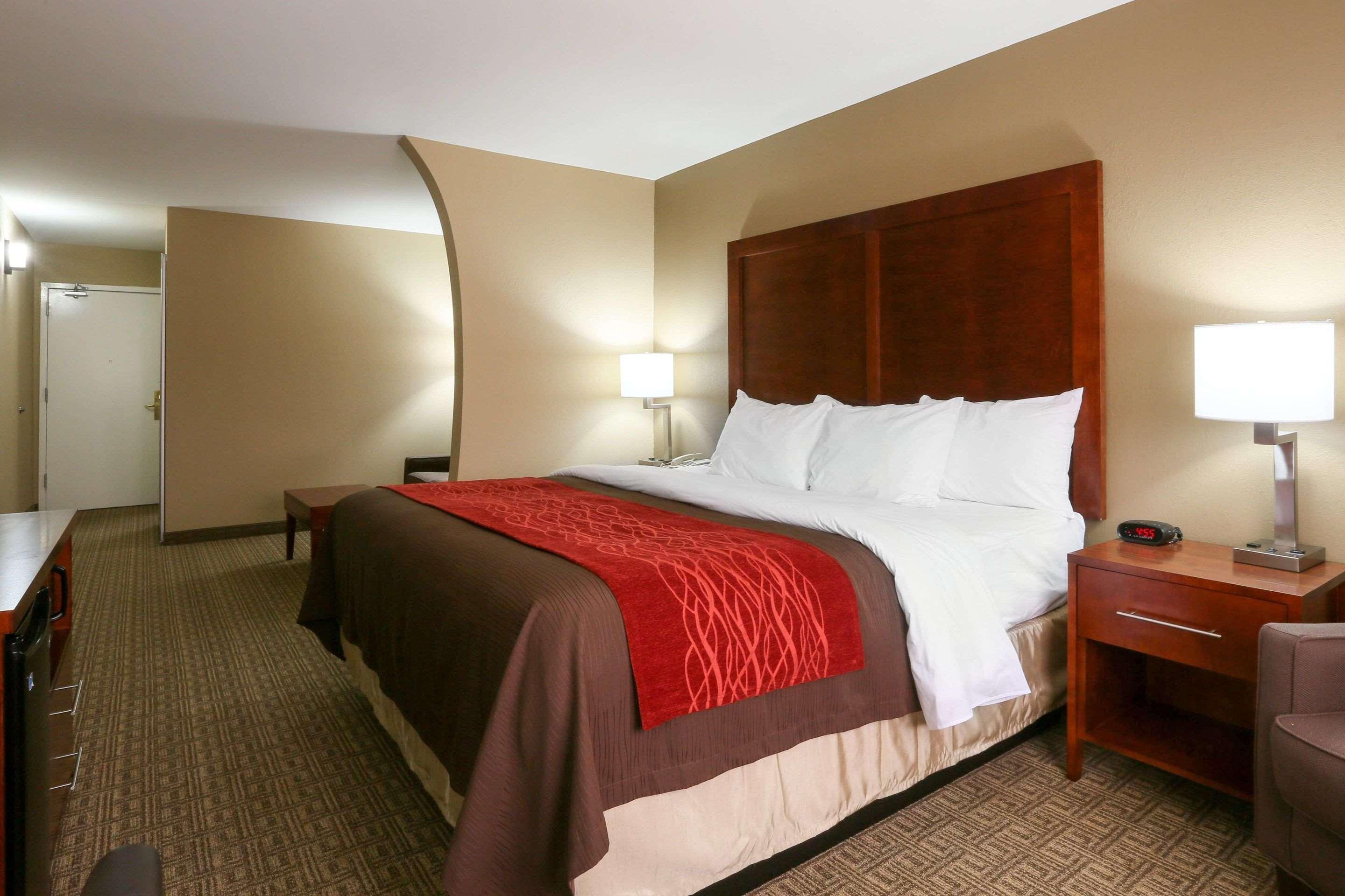 Comfort Inn & Suites Leeds I-20 Buitenkant foto