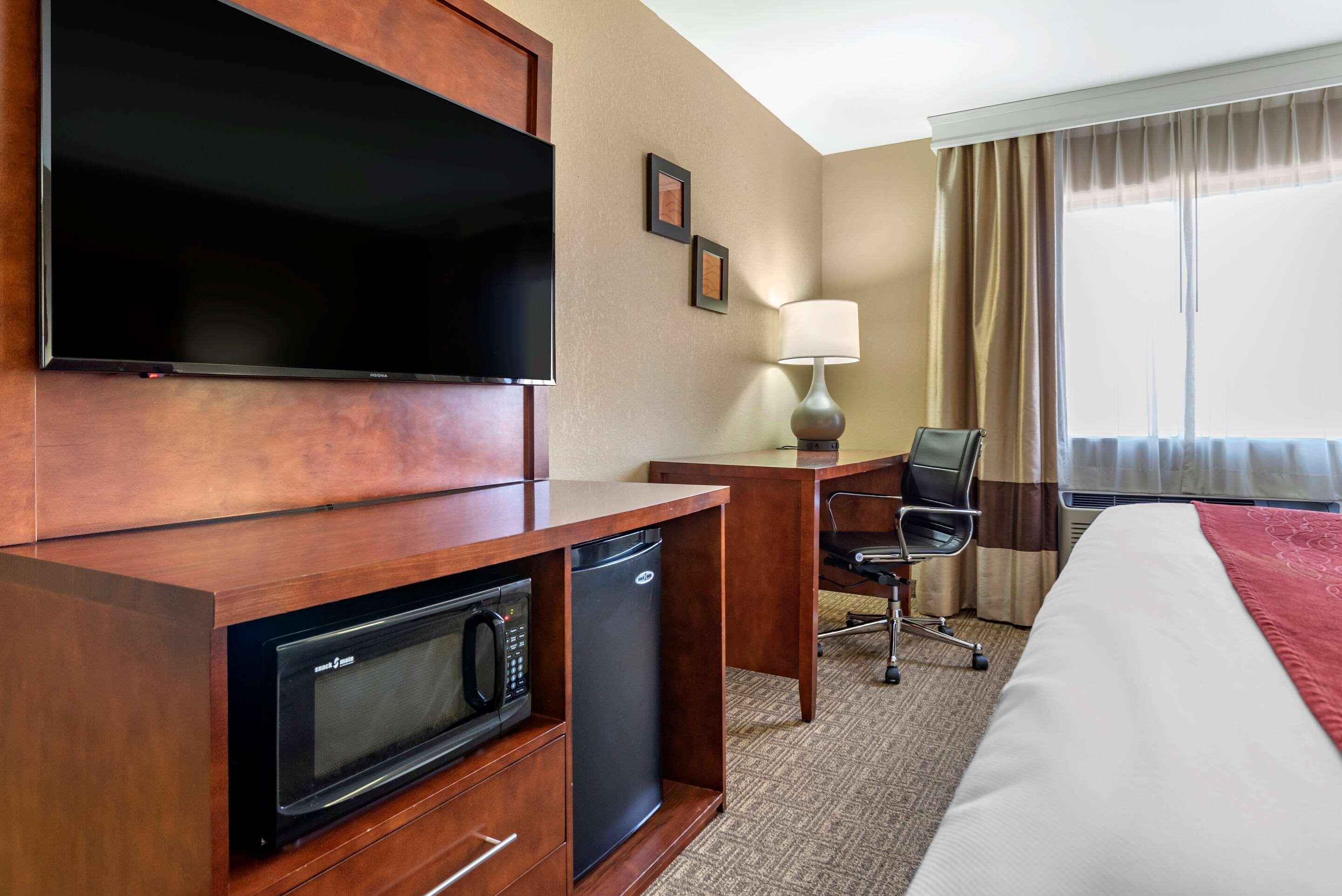 Comfort Inn & Suites Leeds I-20 Buitenkant foto